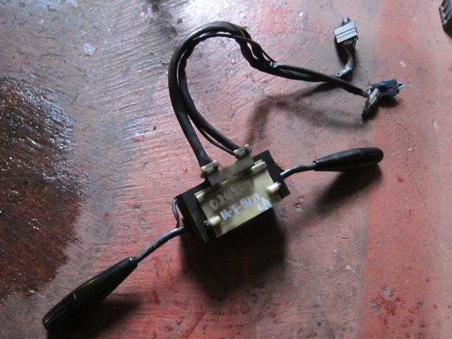 コンビネーションスイッチ