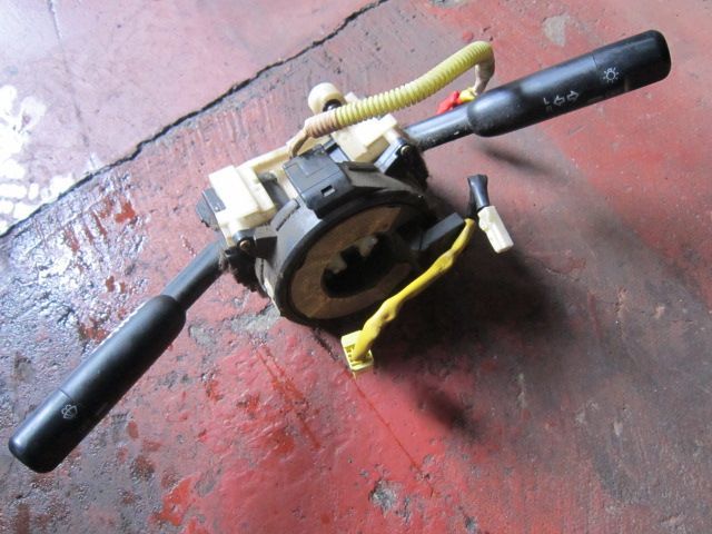 コンビネーションスイッチ