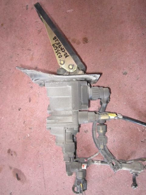 ブレーキバルブ