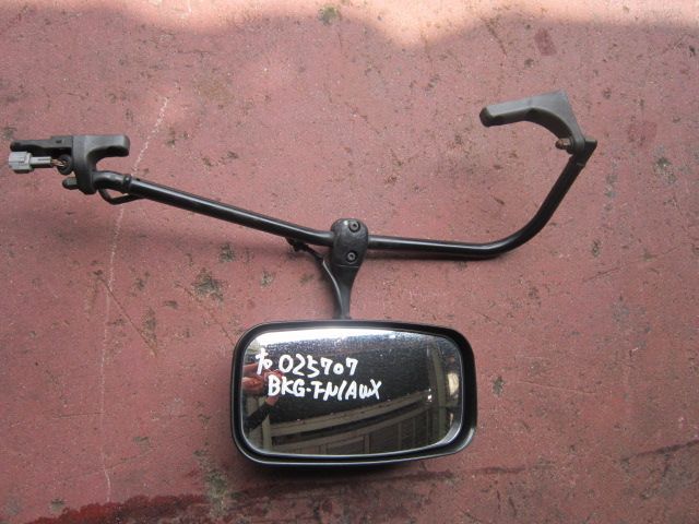 サイドミラーAy(右)