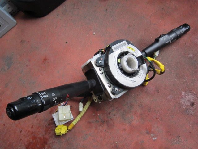 コンビネーションスイッチ