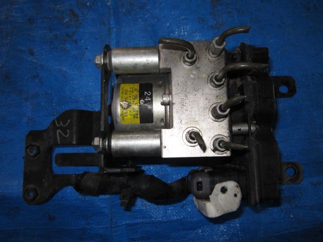 ABSアクチュエーター