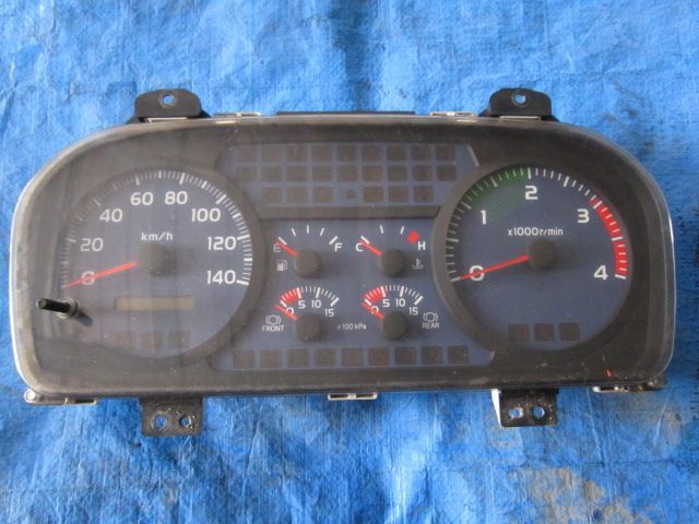 スピードメーター