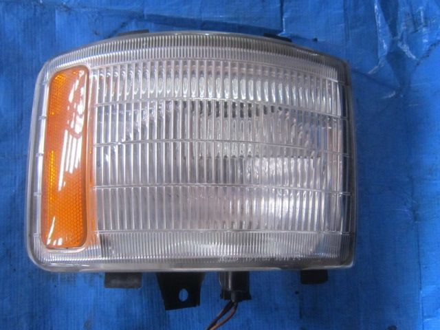 コーナーランプ(右)