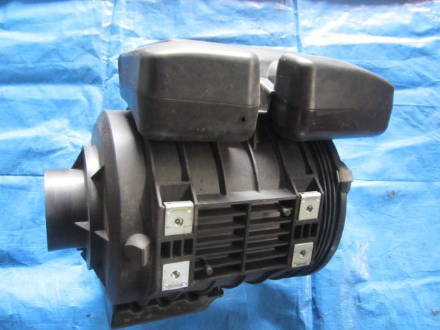 エアクリーナー