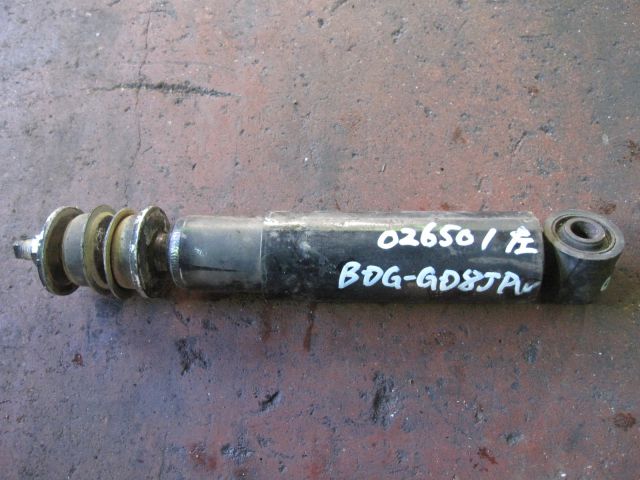 ショックアブソーバー(後左)