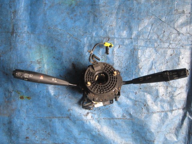 コンビネーションスイッチ