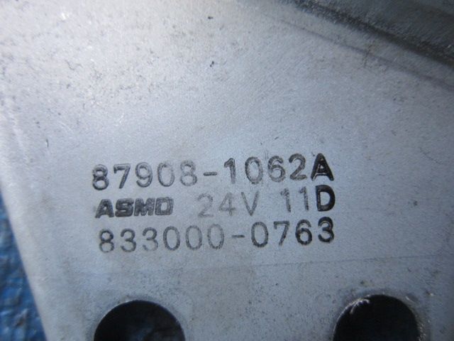 ミラーモーター(左)