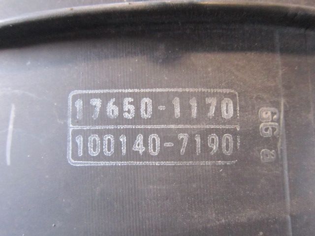 エアクリーナー