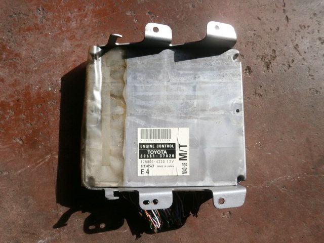 エンジンコンピューター