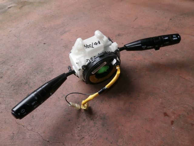 コンビネーションスイッチ