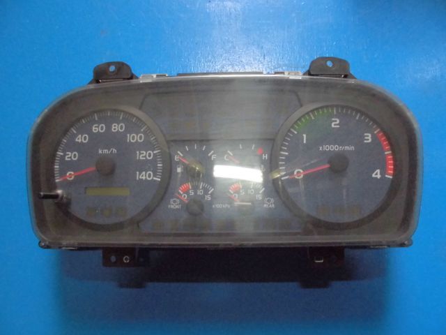 スピードメーター