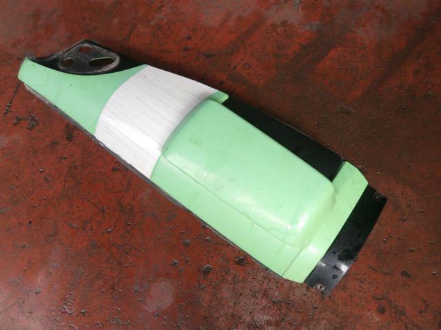 コーナーパネル(右)