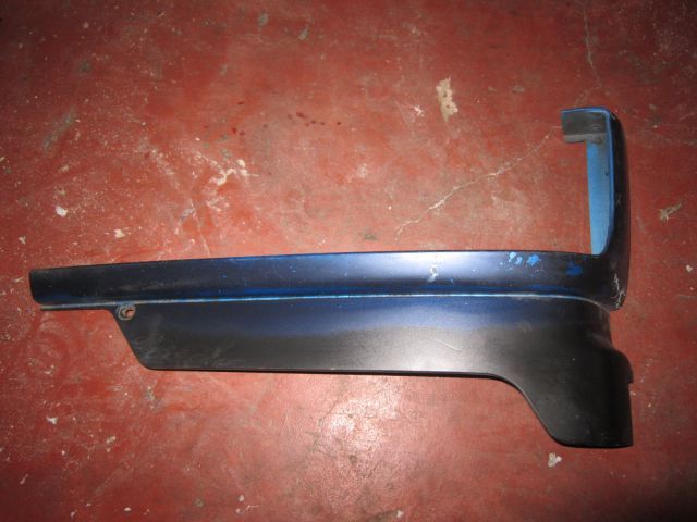 ヘッドライトリム(左)