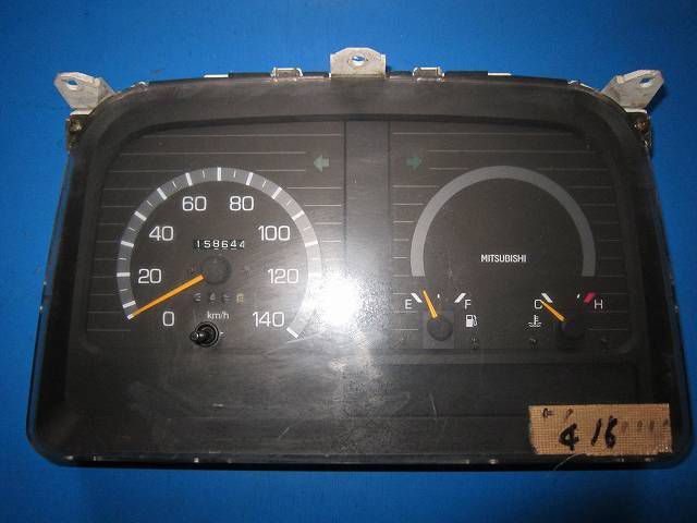 スピードメーター