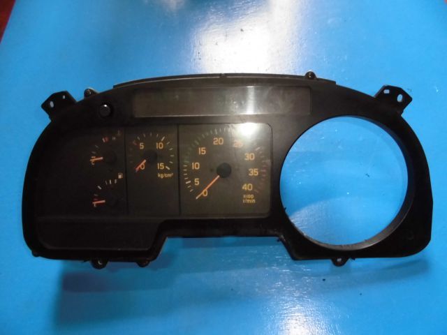 コンビネーションメーター