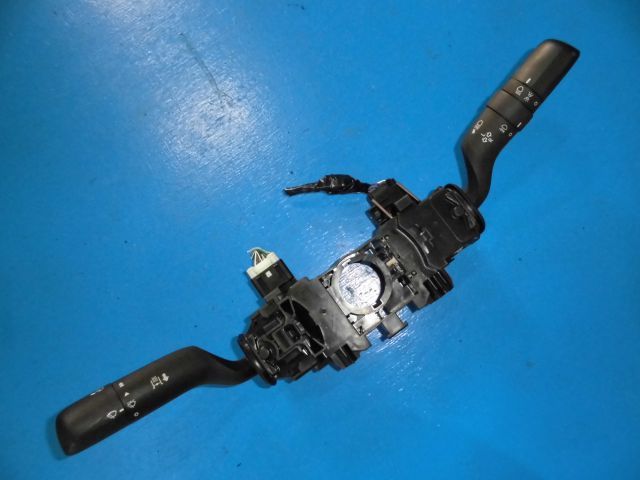 コンビネーションスイッチ