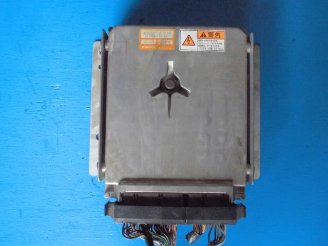 エンジンコンピューター