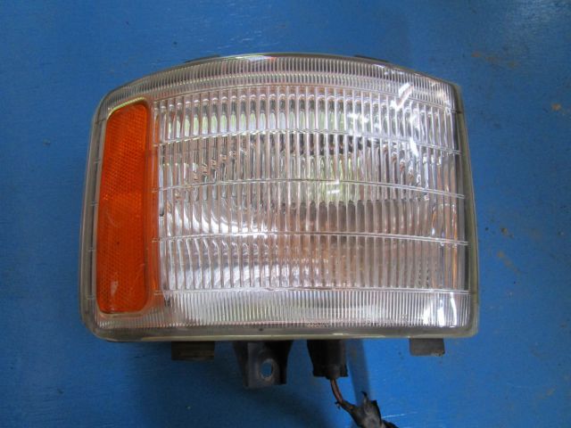 コーナーランプ(右)