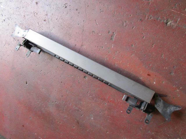 ラジエーターグリル