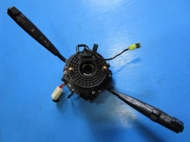 コンビネーションスイッチ