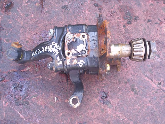 ナックルAy1軸目(右)