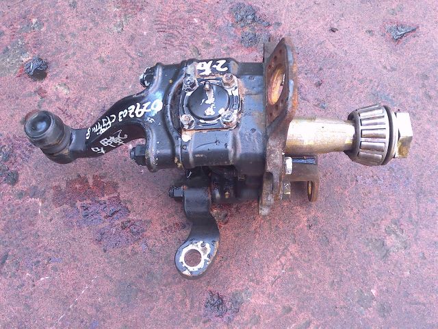 ナックルAy2軸目(右)