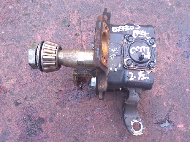 ナックルAy2軸目(左)