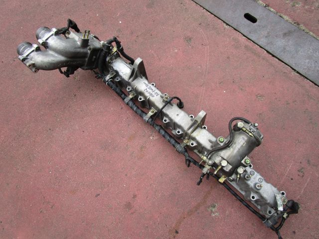 インレットマニホールド