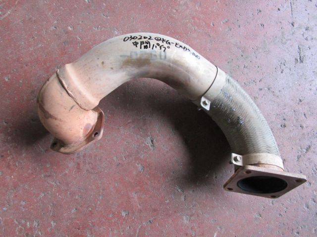 マフラーパイプ