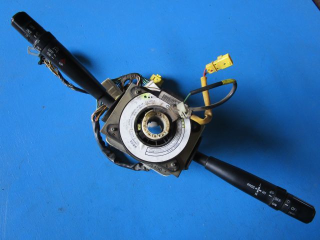 コンビネーションスイッチ