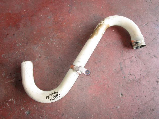 マフラーパイプ