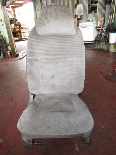 ドライバーシート