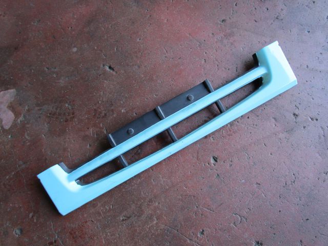 ラジエーターグリル