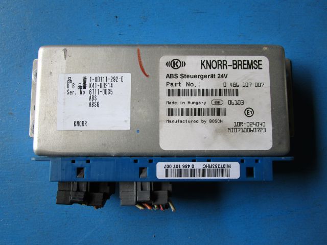 ABSコンピューター