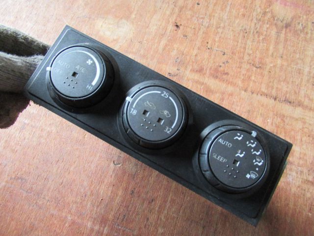 エアコンパネル