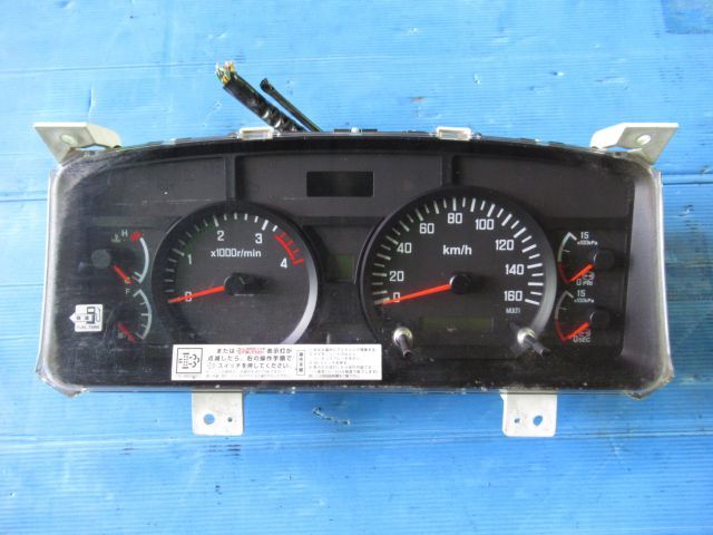 スピードメーター
