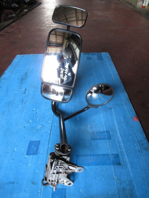 サイドミラーAy(左)