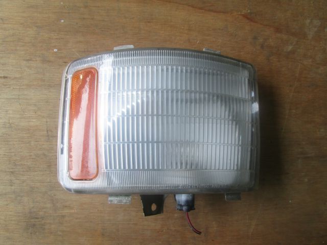 コーナーランプ(右)