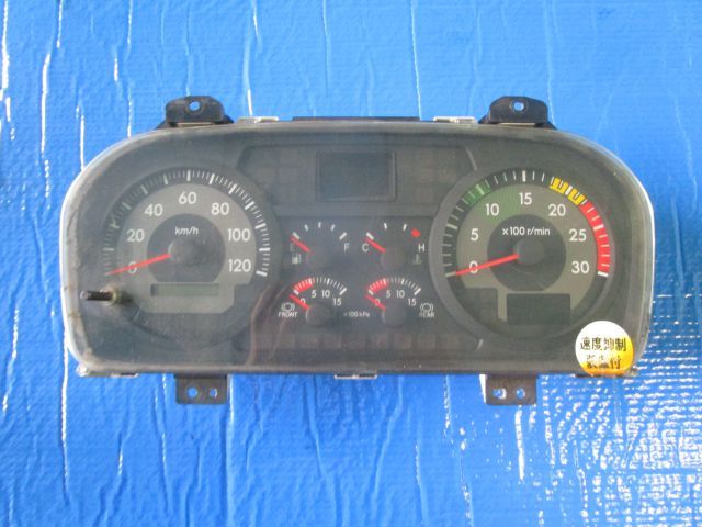 スピードメーター