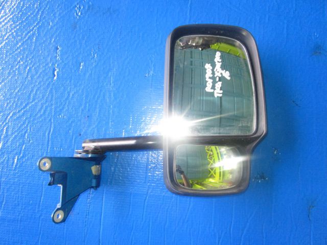 サイドミラーAy(右)