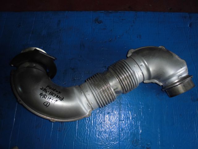 マフラーパイプ