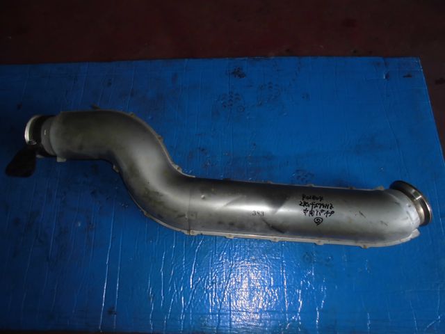 マフラーパイプ