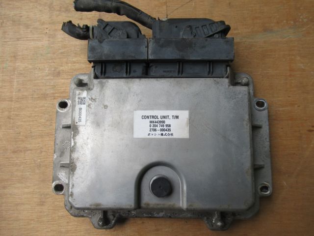 ミッションコンピューター