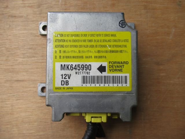 エアバッグコンピューター