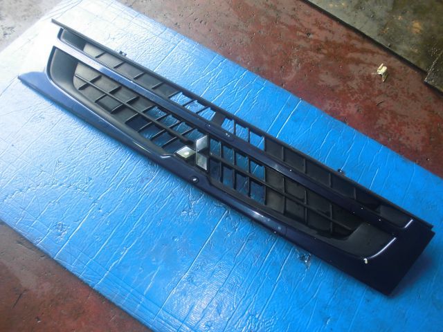 ラジエーターグリル