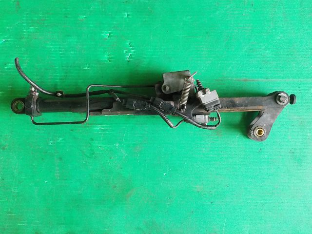 チルトシリンダー