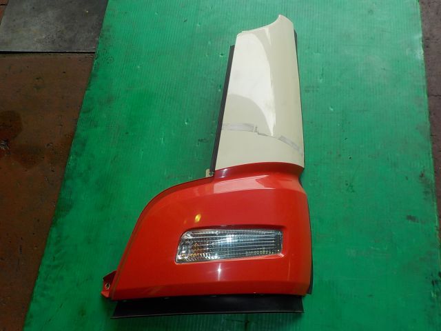 コーナーパネル(左)