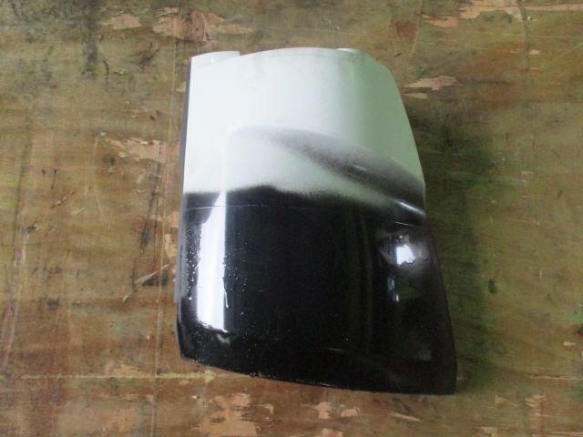 コーナーパネル(右)