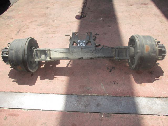 デッドアクスル